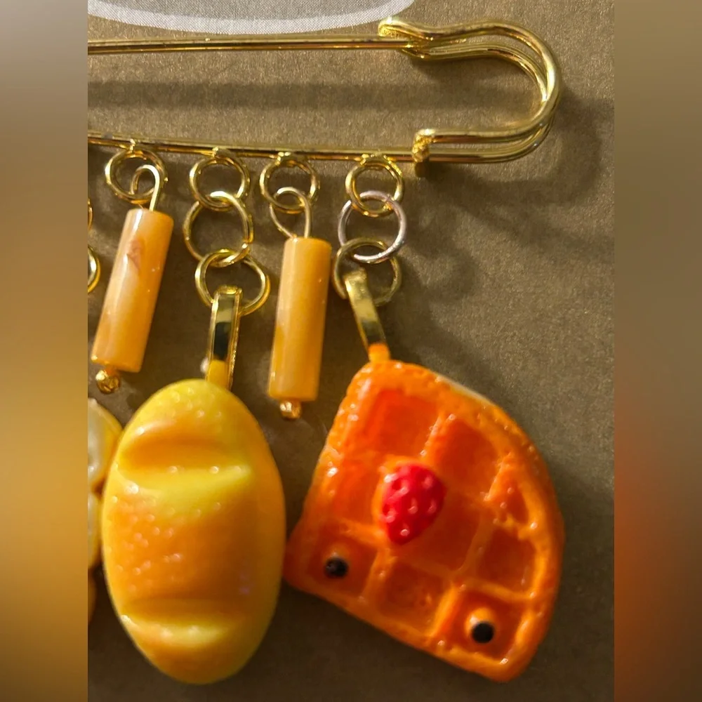 NWOT Safety Pin Brooch:“Brunch” Charms 🍓waffles, Eggs over easy🍳, roll, utensils